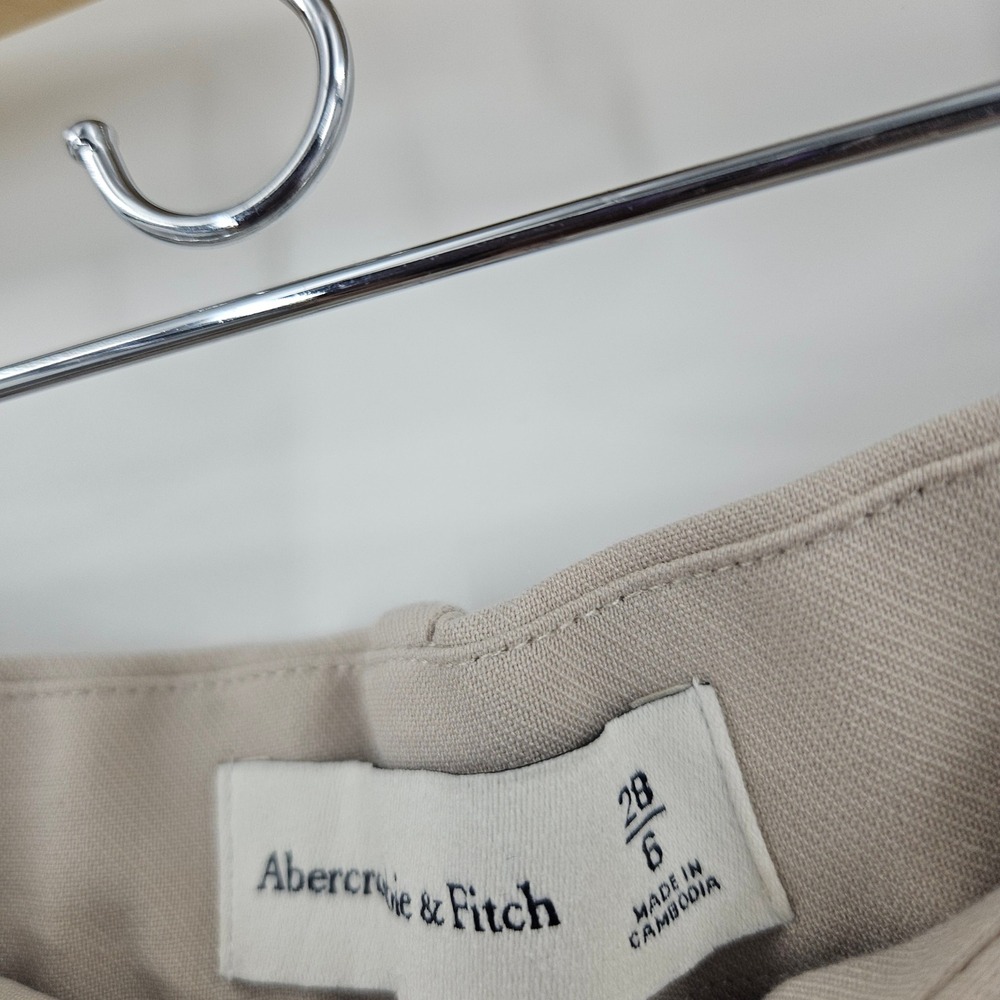 Abercrombie & Fitch Wide Leg Pants Beige High Rise Pleated Tailored NWT Size 28 - Picture 5 of 11